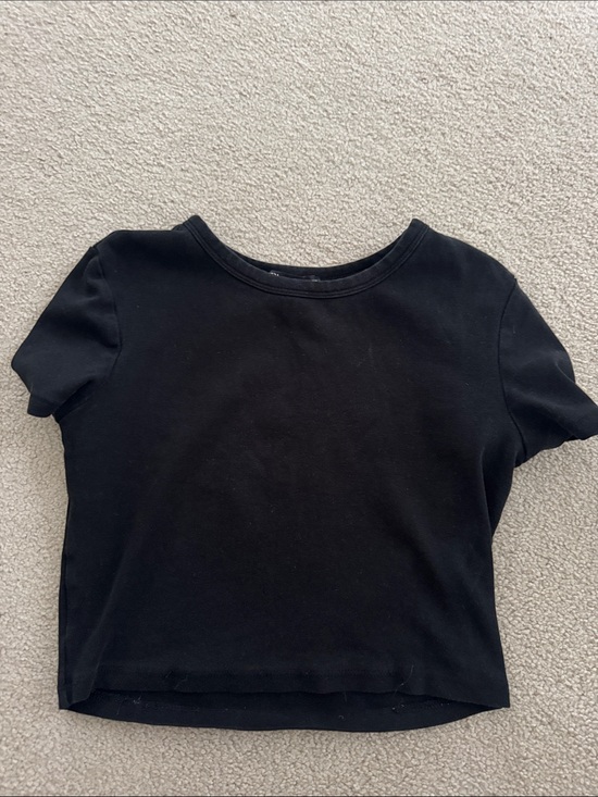 Zara Tops - Zara Black Crop Tee